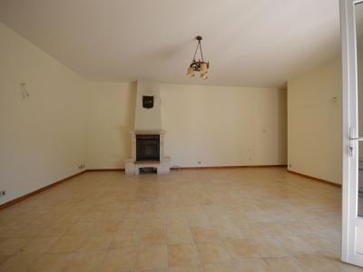 For sale 15 MN  PIEDS DU MARCH 4 rooms 87 m2 Charente maritime (17000) photo 4