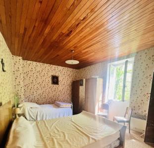 For sale A 20 MIN DE GOUDARGUES 4 rooms 83 m2 Gard (30630) photo 4