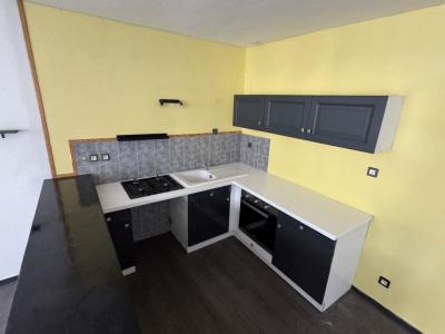 For sale VIEILLE VILLE 4 rooms 67 m2 Cher (18200) photo 3