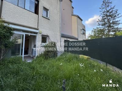 Louer Appartement 96 m2 Evry