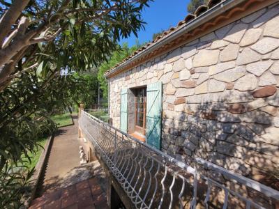 For sale Cannet-des-maures 9 rooms 250 m2 Var (83340) photo 2