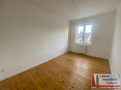 Louer Appartement 72 m2 Crevecoeur-le-grand