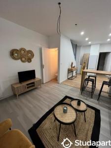For rent Lille 1 room 14 m2 Nord (59800) photo 1