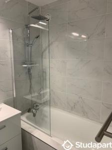 For rent Compiegne 1 room 12 m2 Oise (60200) photo 4