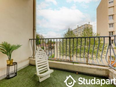 For rent Villeurbanne 1 room 61 m2 Rhone (69100) photo 3
