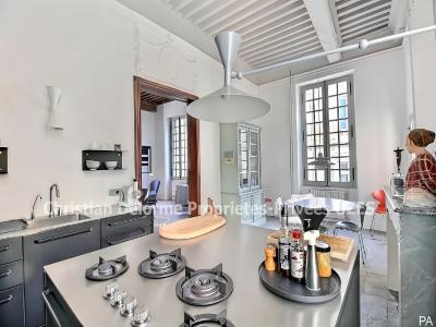 Acheter Prestige Uzes 2350000 euros