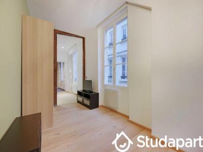 Louer Appartement 35 m2 Paris-4eme-arrondissement