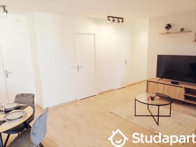 For rent Champs-sur-marne 1 room 10 m2 Seine et marne (77420) photo 2