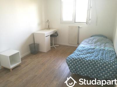 Louer Appartement 12 m2 Lyon-7eme-arrondissement