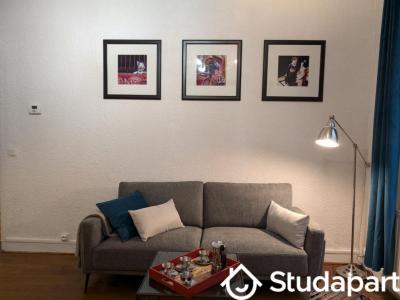 Louer Appartement 36 m2 Paris-10eme-arrondissement