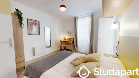 Louer Appartement 141 m2 Paris-10eme-arrondissement