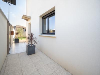 Acheter Maison 83 m2 Rochefort-du-gard