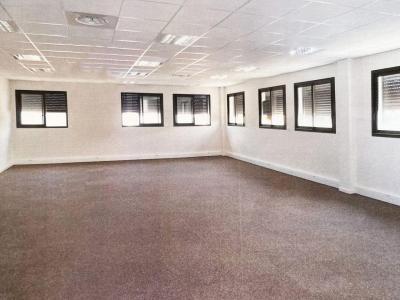 For sale PLE ACTIVITS D'EGUILLES 92 m2 Bouches du Rhone (13510) photo 0