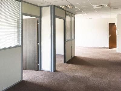 For sale PLE ACTIVITS D'EGUILLES 92 m2 Bouches du Rhone (13510) photo 1