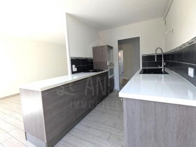 For sale Saint-geoirs Saint tienne de Saint Geoirs 3 rooms 67 m2 Isere (38590) photo 3