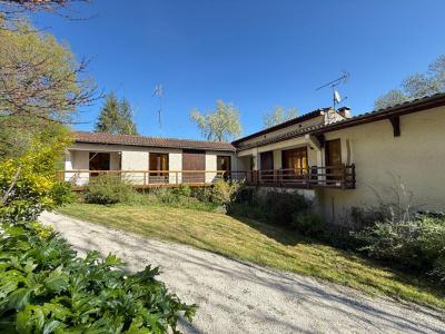 For sale Marsac 8 rooms 200 m2 Charente (16570) photo 1