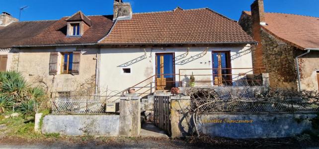 For sale Hautefort 4 rooms 100 m2 Dordogne (24390) photo 1