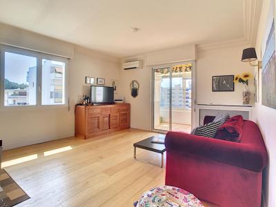 For sale Cannes 3 rooms 63 m2 Alpes Maritimes (06400) photo 2