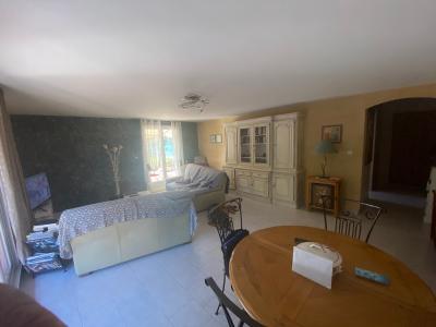 For sale Istres 4 rooms 100 m2 Bouches du Rhone (13800) photo 3