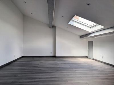 For sale Riom 2 rooms 52 m2 Puy de dome (63200) photo 3