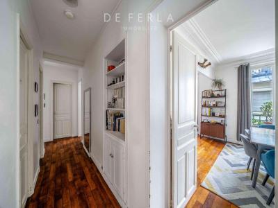 For sale Paris-7eme-arrondissement 3 rooms 71 m2 Paris (75007) photo 2