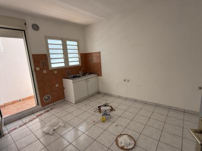 For rent Saint-denis-chaudron 3 rooms 80 m2 Reunion (97490) photo 4