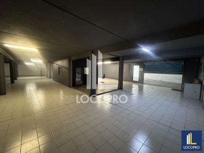 Louer Commerce 500 m2 Vallauris