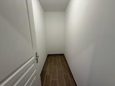 For rent Marseille-2eme-arrondissement 2 rooms 43 m2 Bouches du Rhone (13002) photo 2