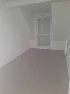 Louer Appartement Monnaie 868 euros