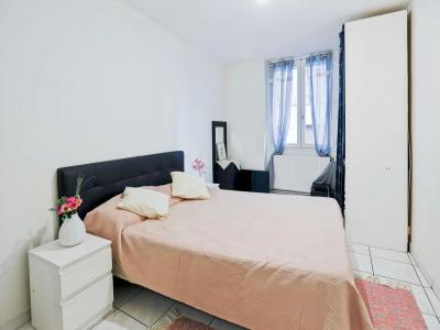 For sale Saint-etienne 12 rooms 230 m2 Loire (42100) photo 2