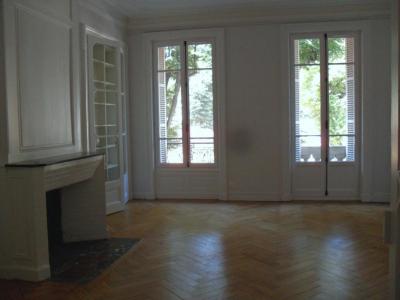 For rent Lyon-6eme-arrondissement 4 rooms 123 m2 Rhone (69006) photo 2