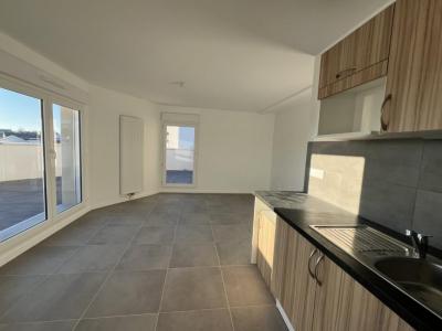 For sale Caudan 3 rooms 63 m2 Morbihan (56850) photo 2