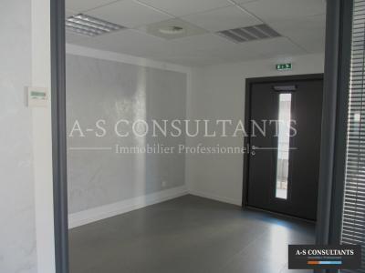 Louer Bureau 101 m2 Gresy-sur-aix