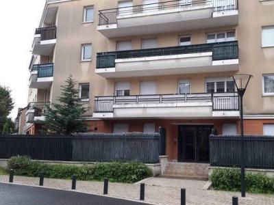 Louer Appartement 25 m2 Noisy-le-grand