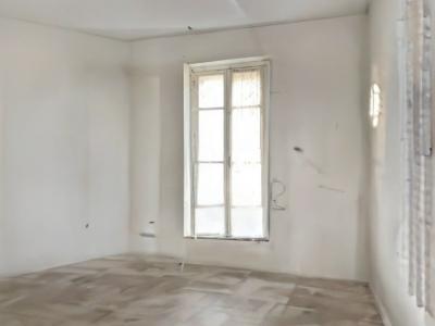 For sale CENTRE VILLE 3 rooms 60 m2 Gard (30200) photo 0