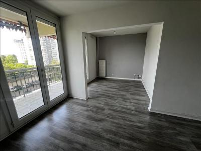 For rent Vaulx-en-velin 3 rooms 63 m2 Rhone (69120) photo 2