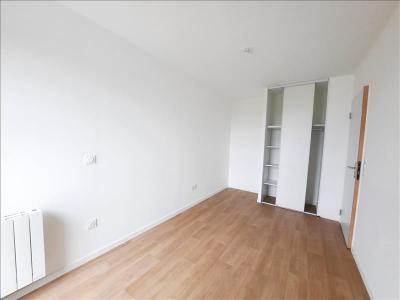 Louer Appartement 34 m2 Laval