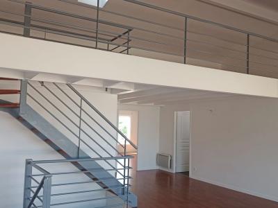 For rent Cenon 4 rooms 137 m2 Gironde (33150) photo 1