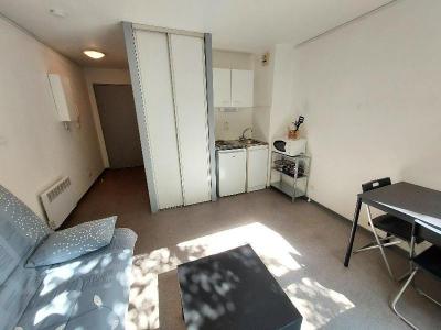 For rent Bordeaux 1 room 18 m2 Gironde (33000) photo 1