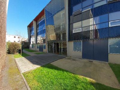 For rent Bordeaux 1 room 18 m2 Gironde (33000) photo 3