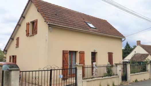For sale Mezeray 5 rooms 88 m2 Sarthe (72270) photo 0