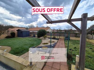 For sale Herbiers 6 rooms 105 m2 Vendee (85500) photo 0