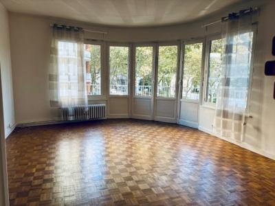 Louer Appartement 77 m2 Lille
