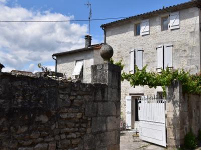 For sale Ruelle-sur-touvre GRAND ANGOULEME 5 rooms 133 m2 Charente (16600) photo 0