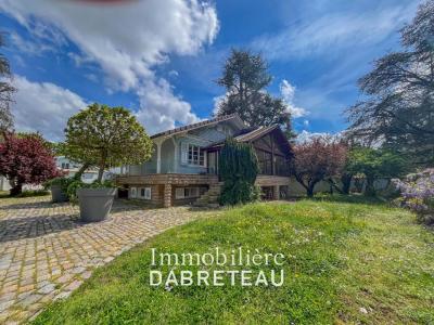 For rent Caluire-et-cuire 139 m2 Rhone (69300) photo 1