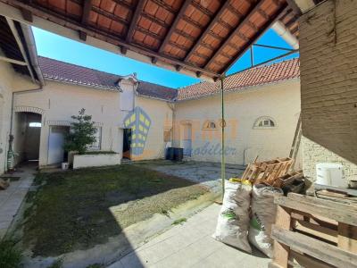 For sale Ennetieres-en-weppes 4 rooms 196 m2 Nord (59320) photo 0