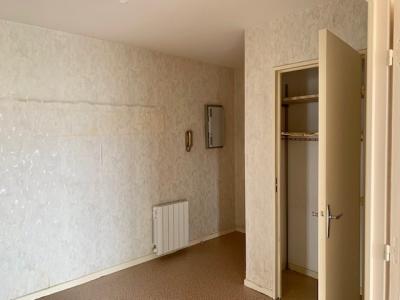 For sale Villeurbanne 3 rooms 75 m2 Rhone (69100) photo 4