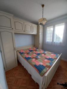 For sale Kernascleden 4 rooms 80 m2 Morbihan (56540) photo 4