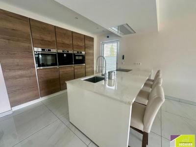 For sale Ensisheim 5 rooms 145 m2 Haut rhin (68190) photo 2