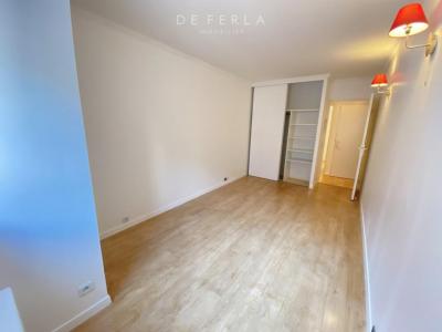For rent Paris-14eme-arrondissement 3 rooms 75 m2 Paris (75014) photo 3